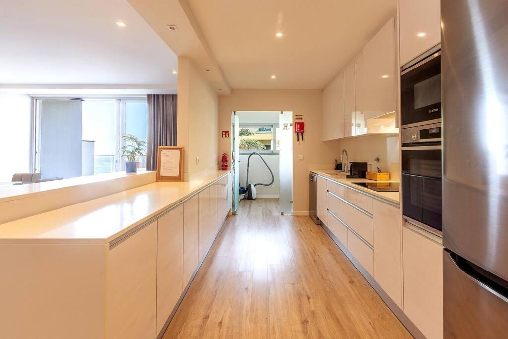 Luxury And Modern Apartment In Porto Moniz Center Exterior foto
