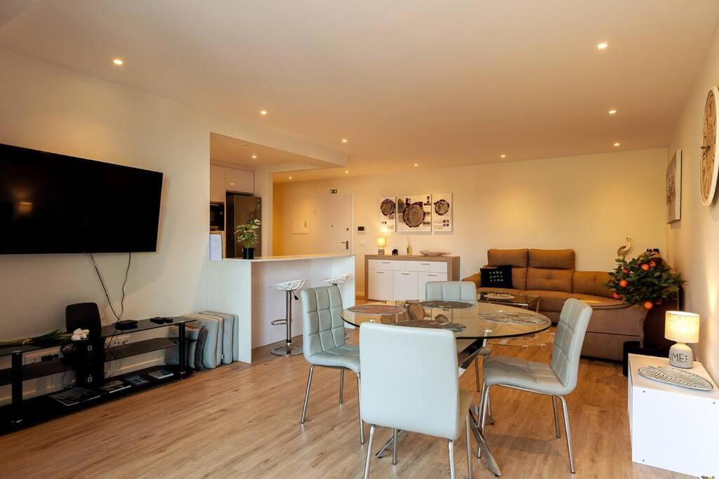 Luxury And Modern Apartment In Porto Moniz Center Exterior foto