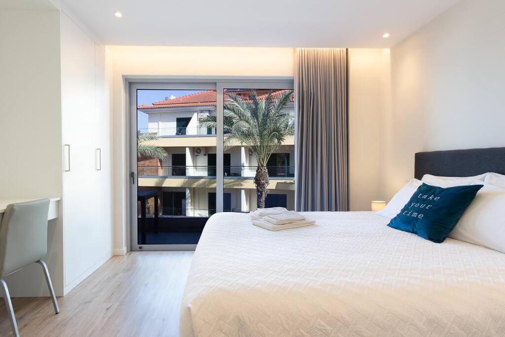 Luxury And Modern Apartment In Porto Moniz Center Exterior foto