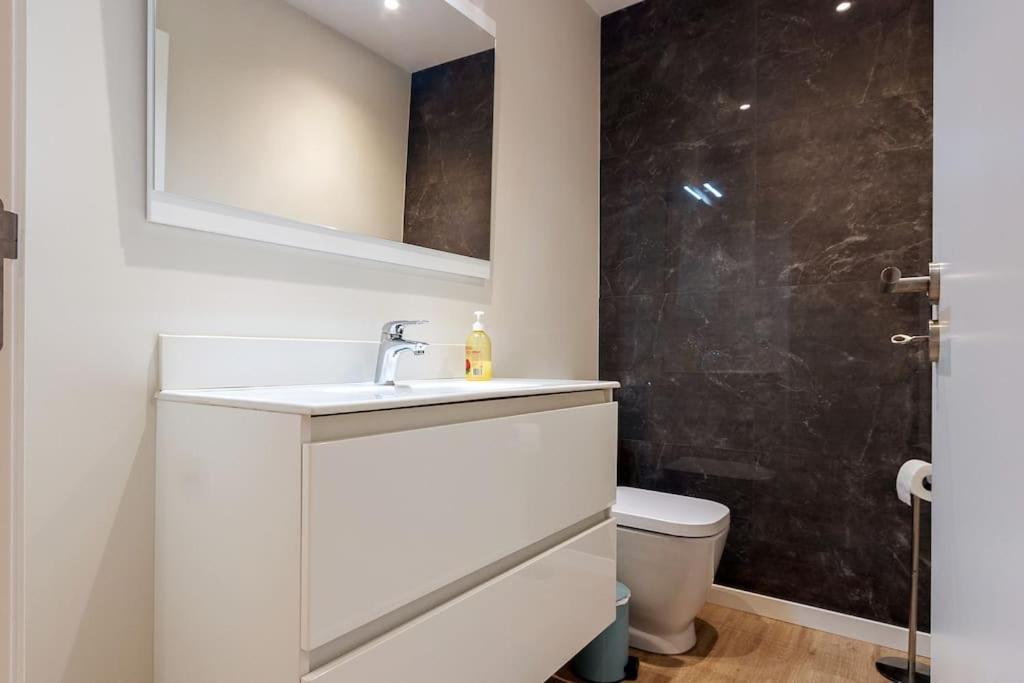 Luxury And Modern Apartment In Porto Moniz Center Exterior foto