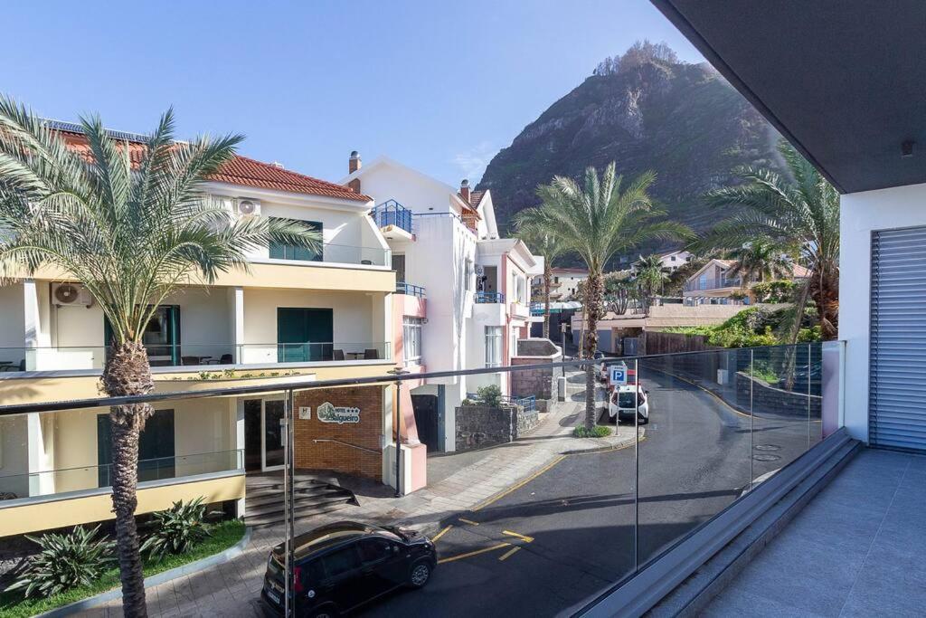 Luxury And Modern Apartment In Porto Moniz Center Exterior foto